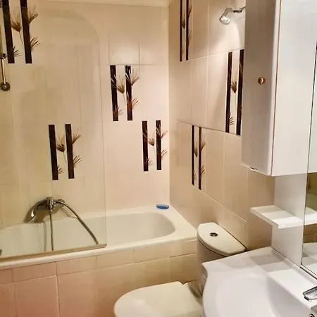 Villa 4 Etoiles , La Caravelle , A 400 Metres , Ete Du Dimanche Au Dimanche *