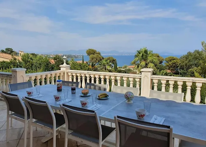 4 Etoiles , La Caravelle , A 400 Metres , Ete Du Dimanche Au Dimanche Saint-Peïre-sur-Mer